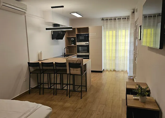 Apartments Maslina